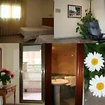 Reina Isabel Hotel