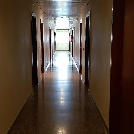 Reina Isabel Hotel