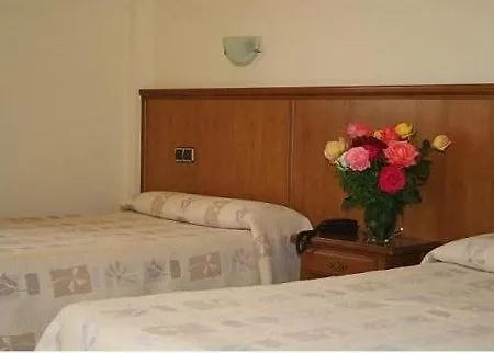 Hotel Reina Isabel Lleida